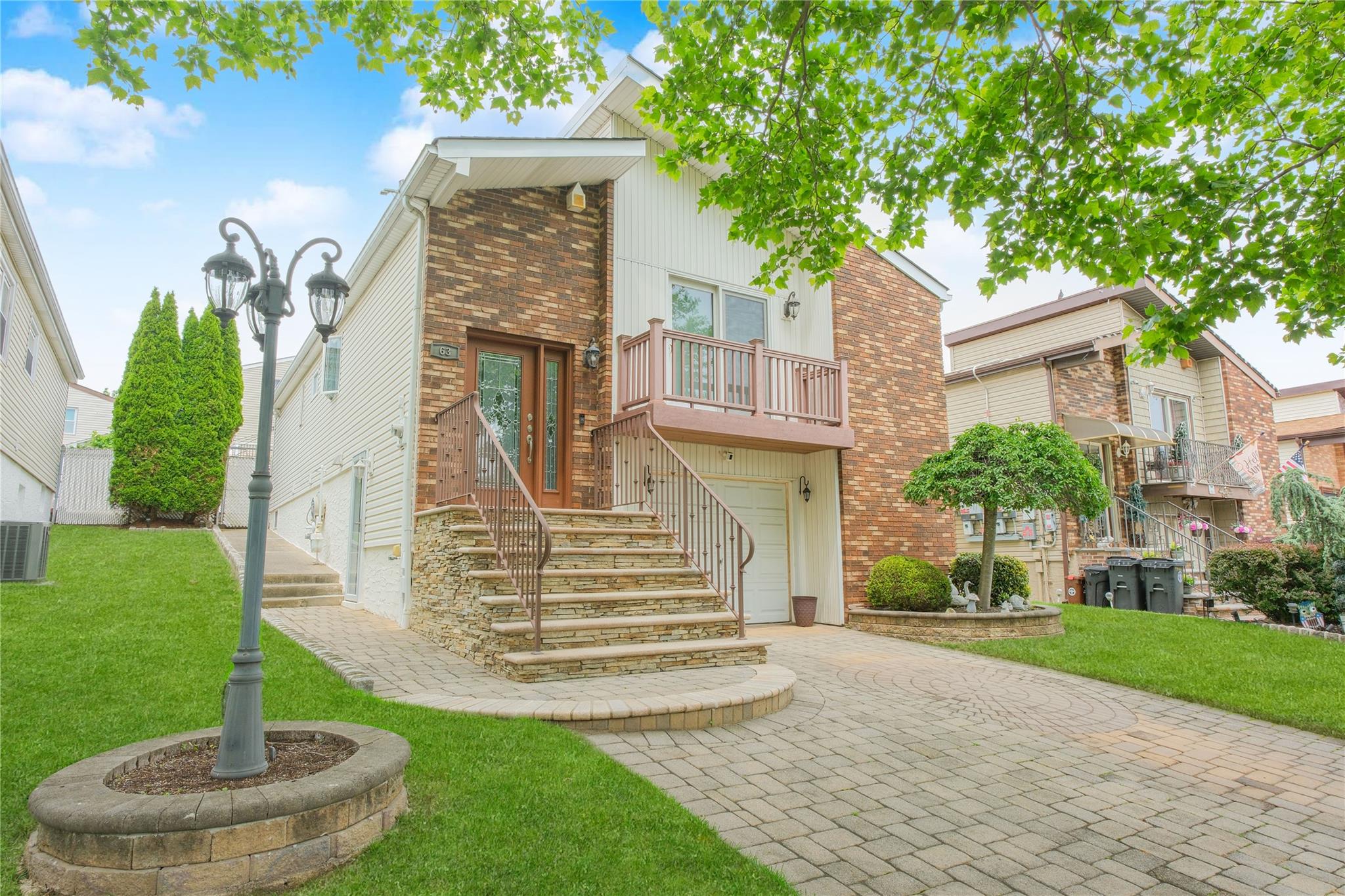63 Dorval Avenue
