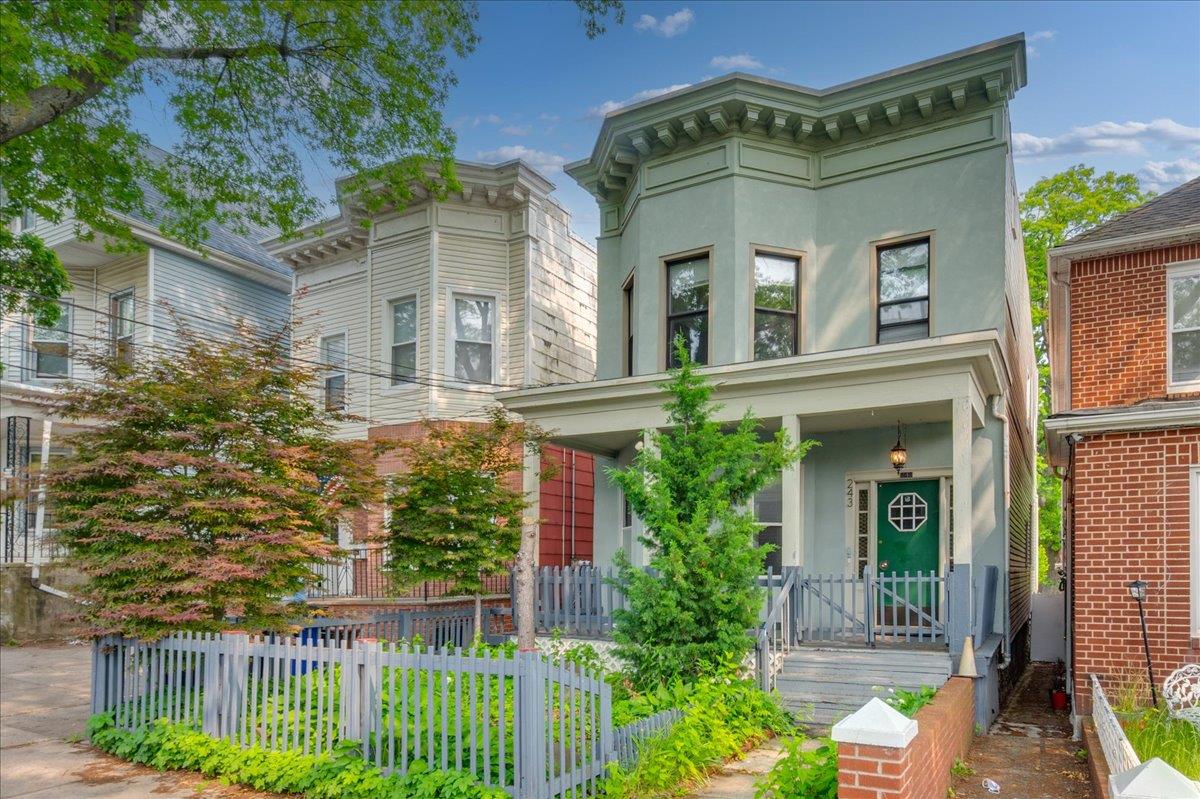 Property for Sale at E 234th Street, Bronx, New York - Bedrooms: 6 
Bathrooms: 2  - $825,000