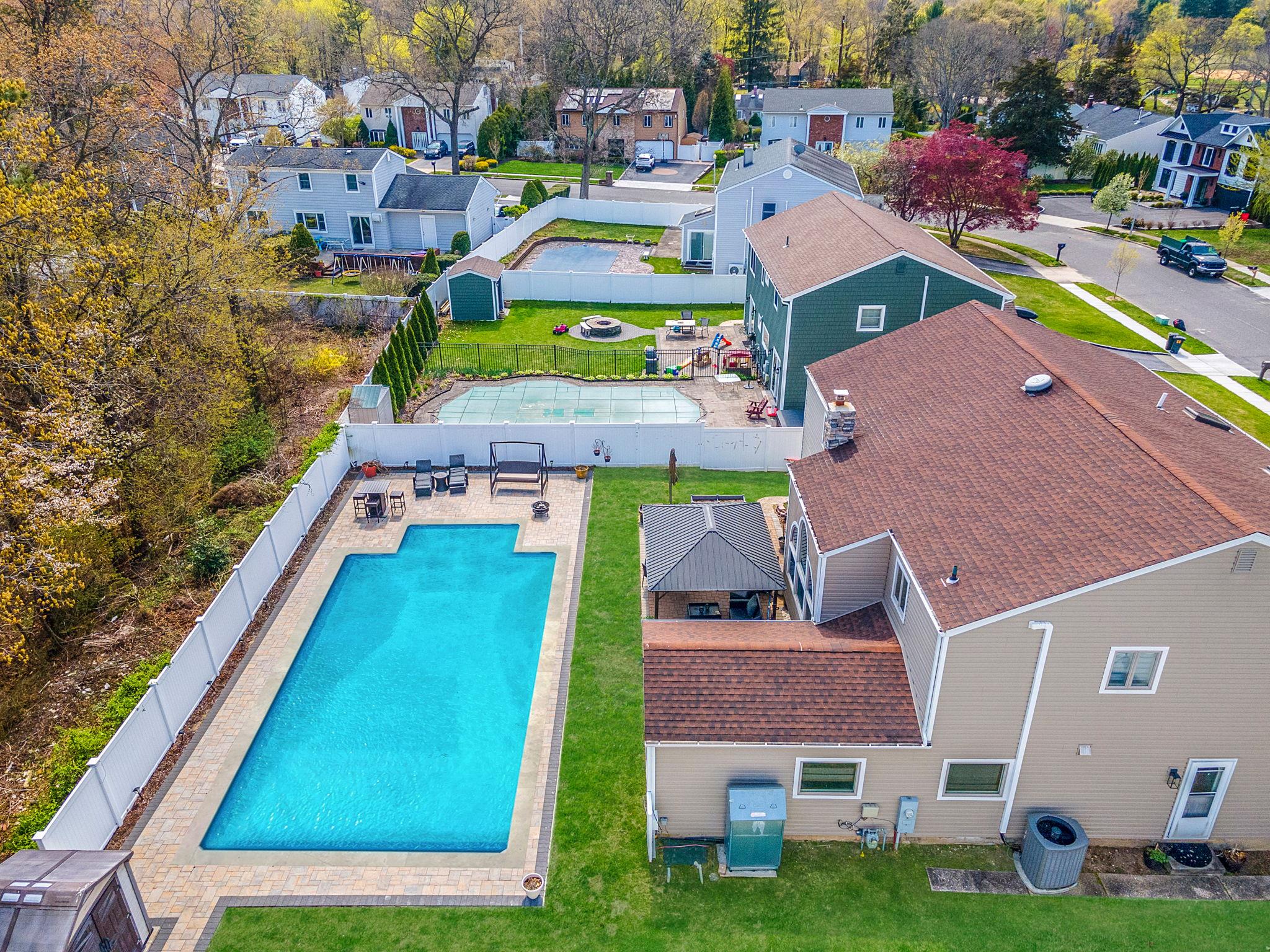 15 Ponderosa Lane, Nesconset, New York image 30