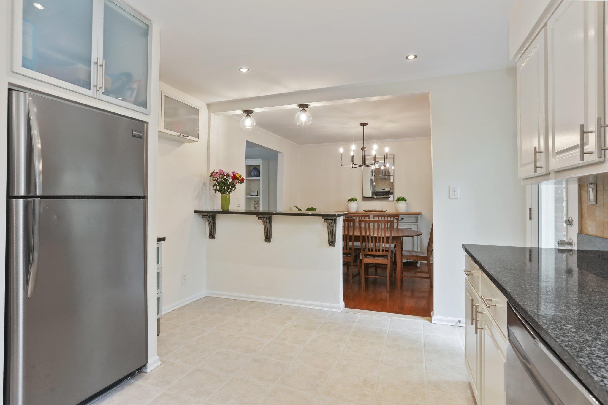 2042 Palmer Avenue, Larchmont, New York image 15