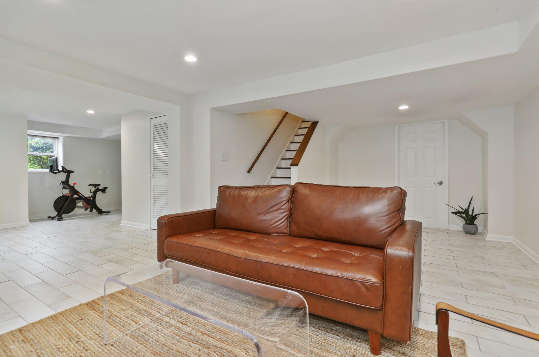 2042 Palmer Avenue, Larchmont, New York image 25