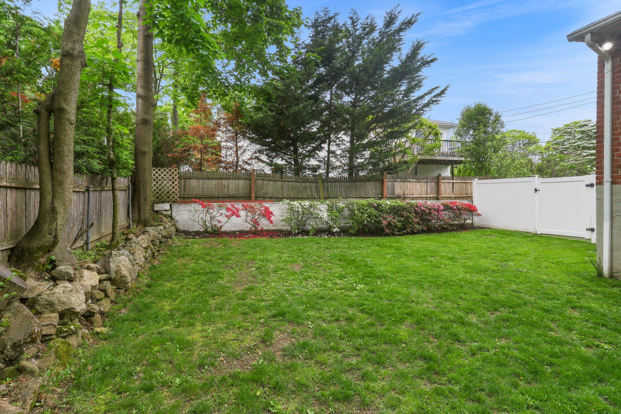 2042 Palmer Avenue, Larchmont, New York image 35