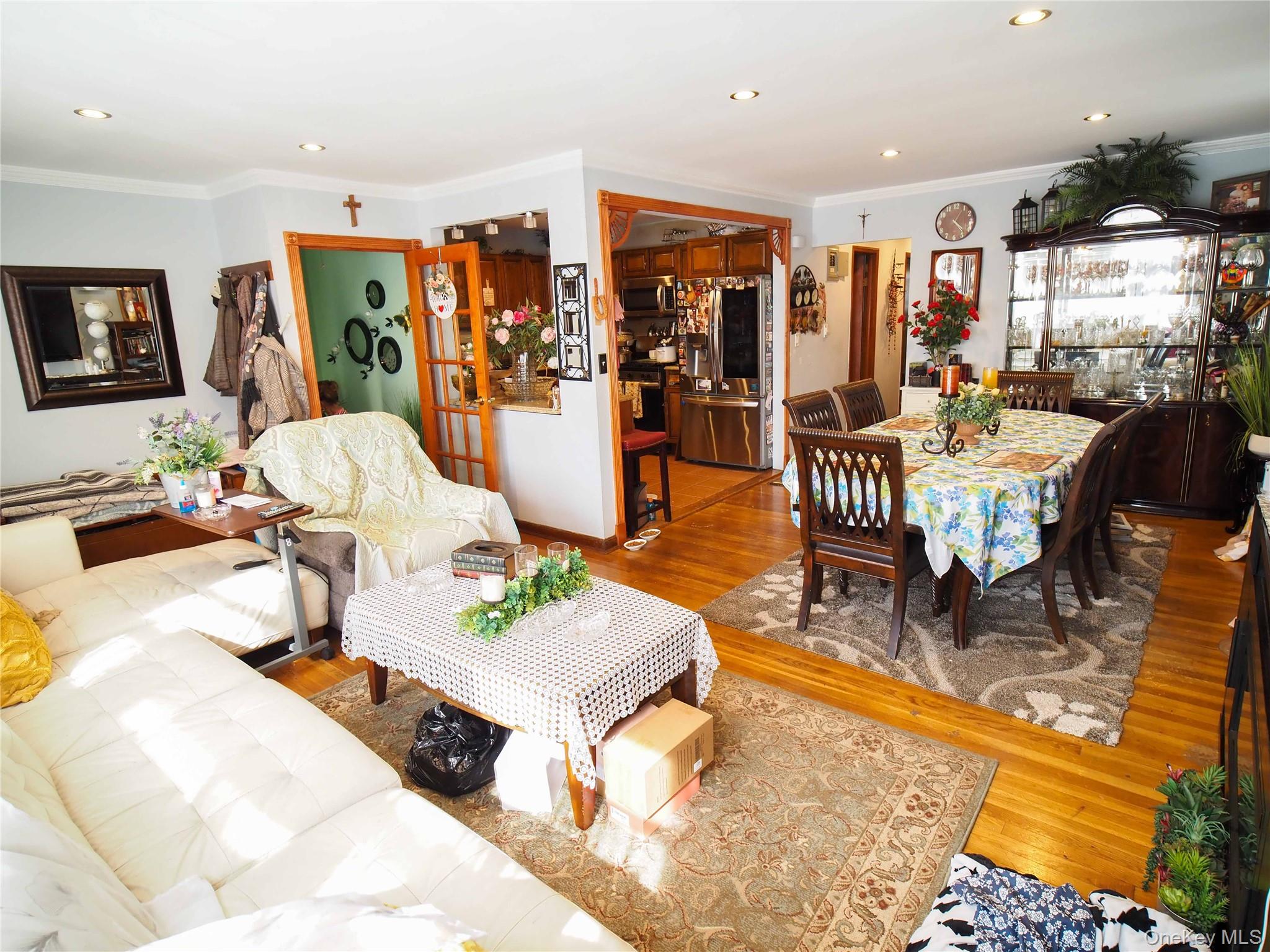 10343 Woodhaven Boulevard - Photo 4