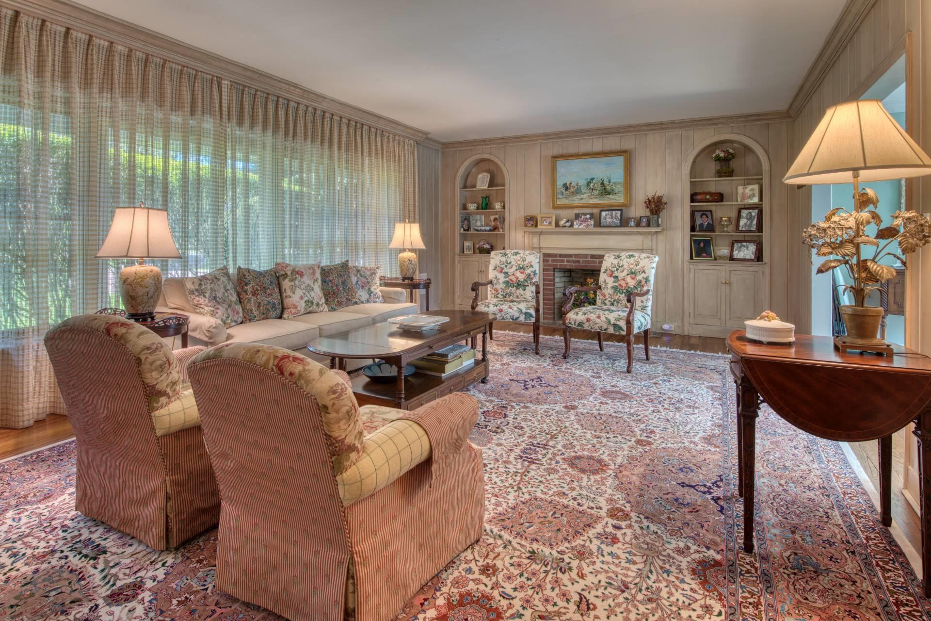 73 South Road, Westhampton Beach, New York image 9