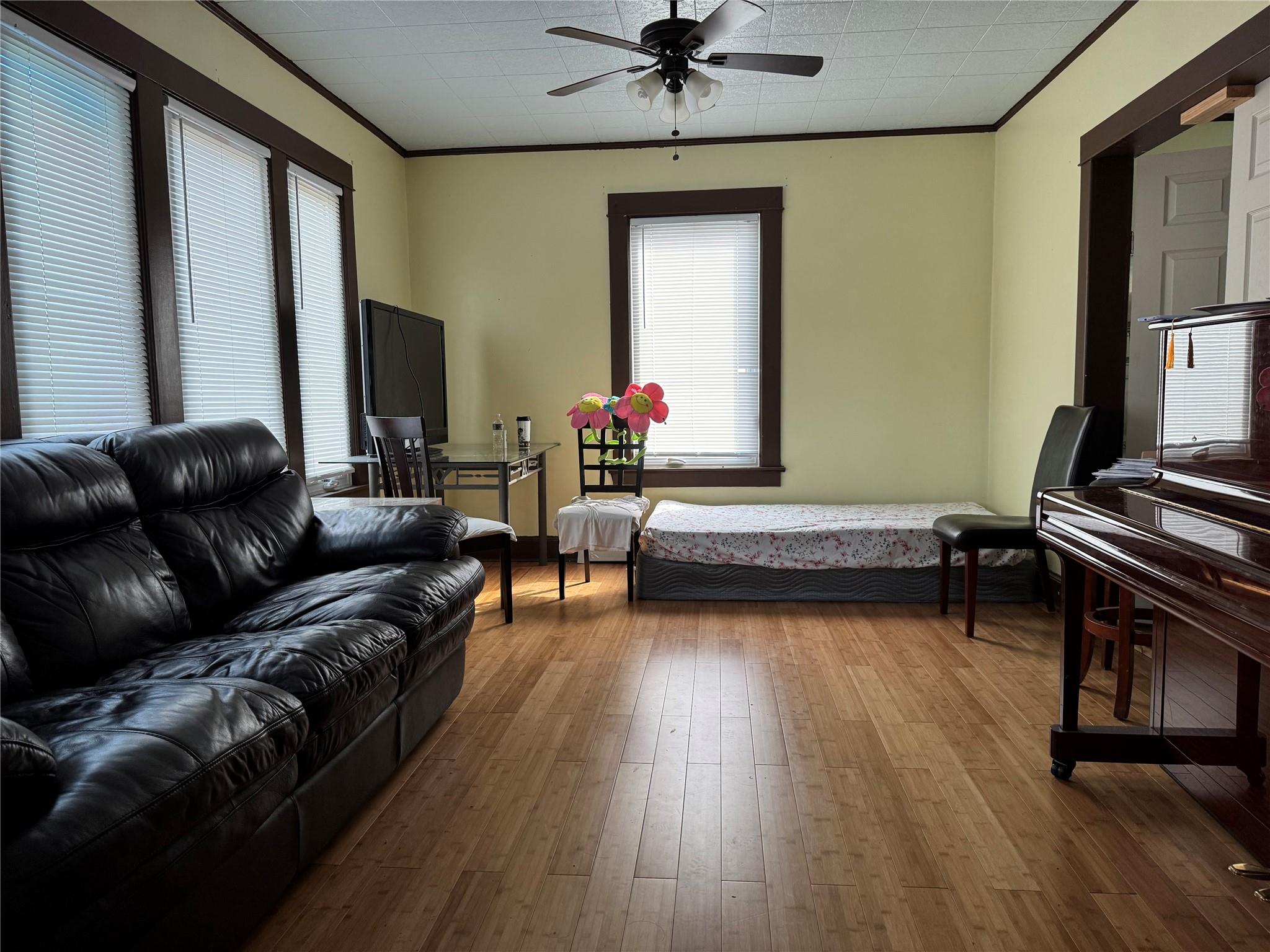 39 Crescent Place, Middletown, New York image 15