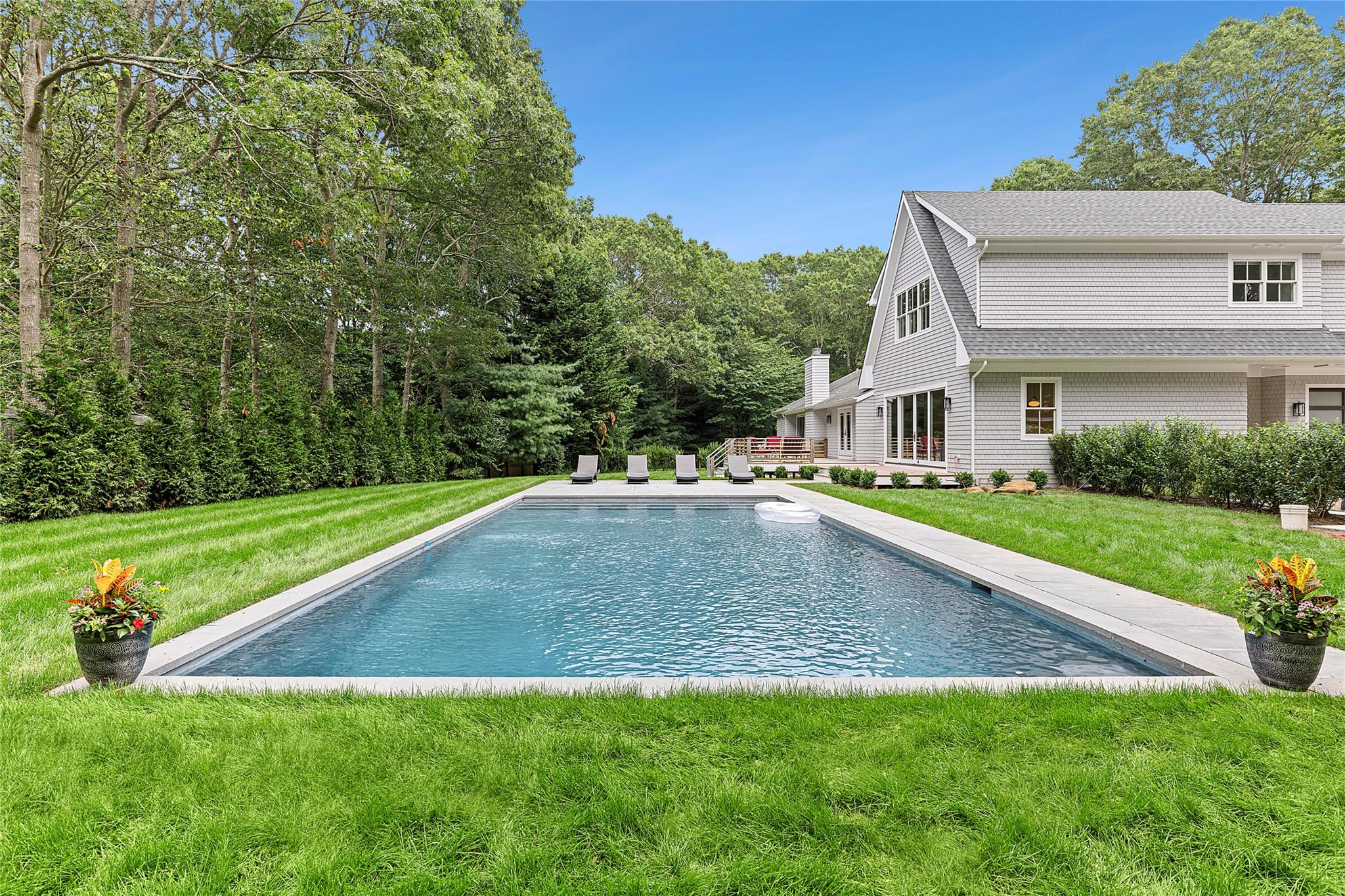 2 Herrick Lane