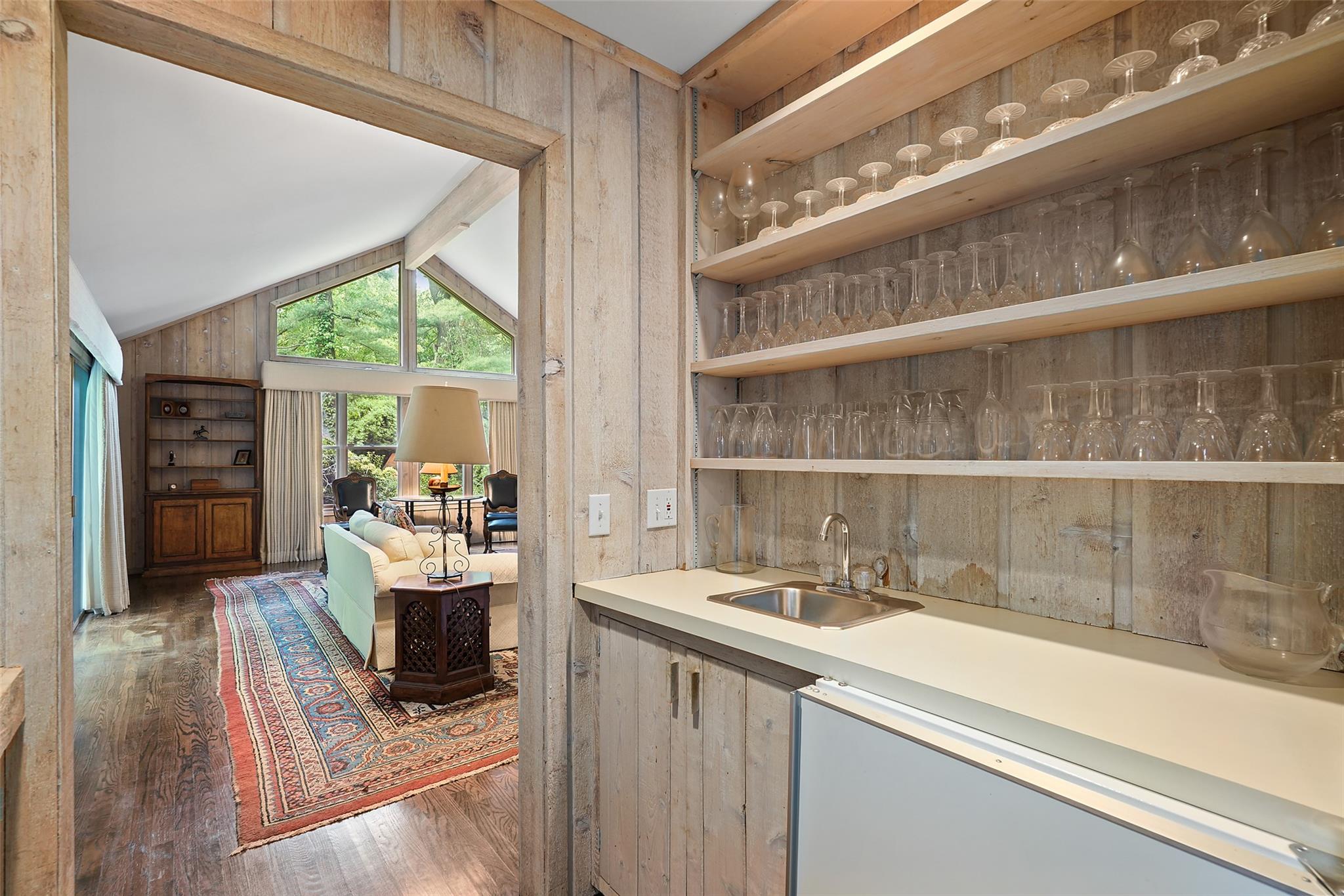112 Narrows Road, Bedford Hills, New York image 8