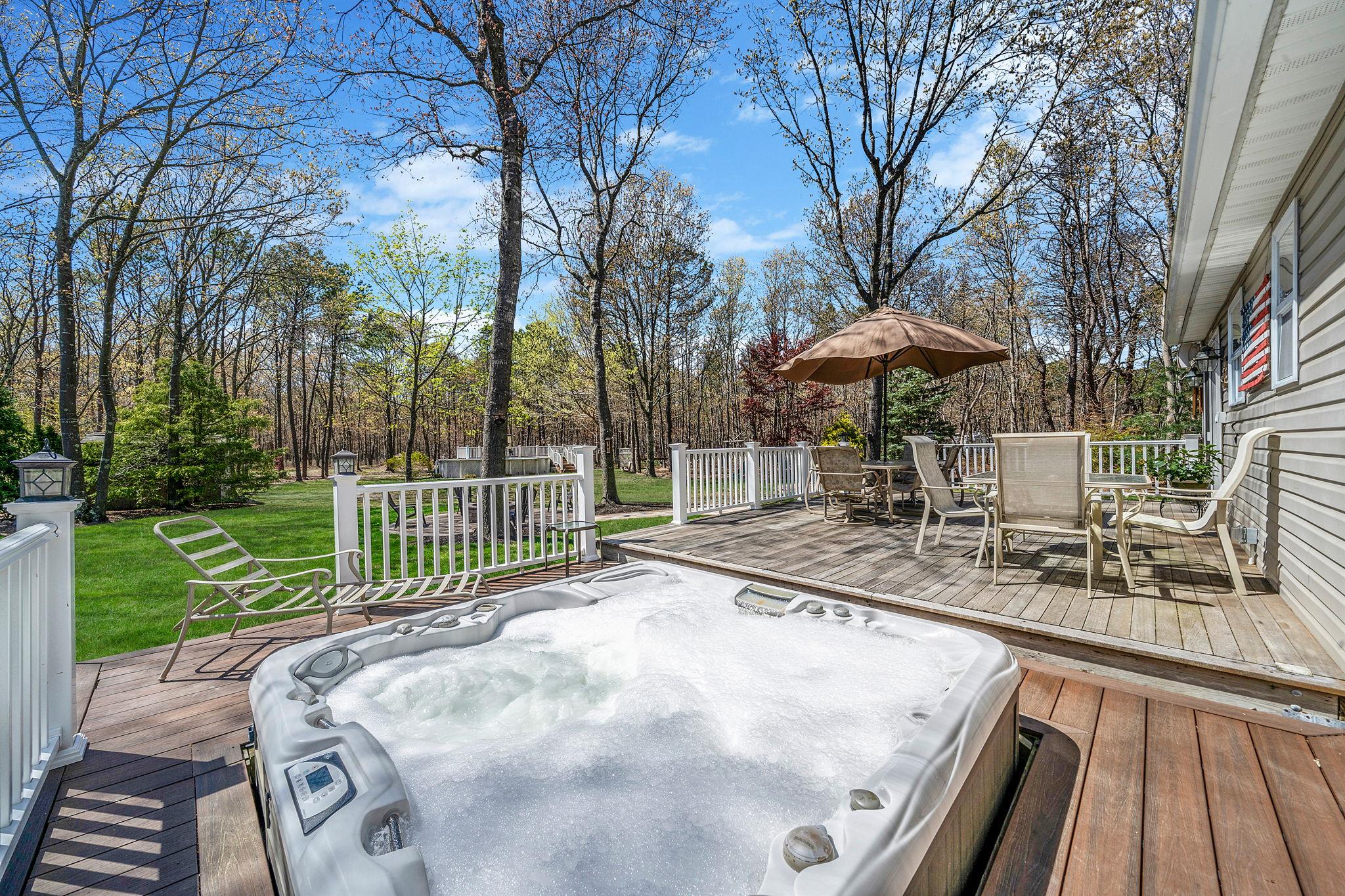 36 N Cozine Road, Manorville, New York image 33