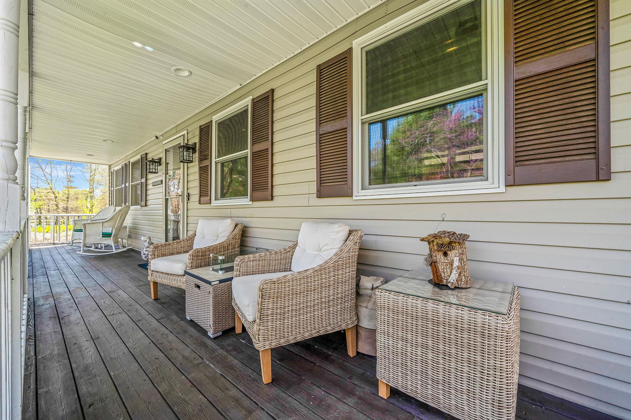 36 N Cozine Road, Manorville, New York image 4