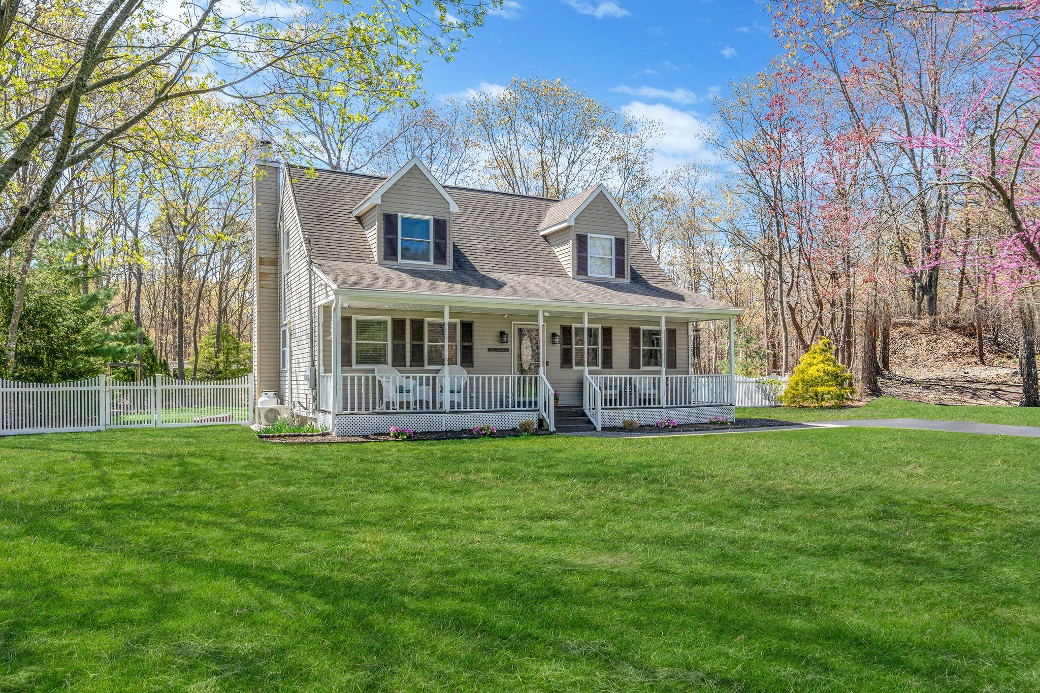 36 N Cozine Road, Manorville, New York image 3