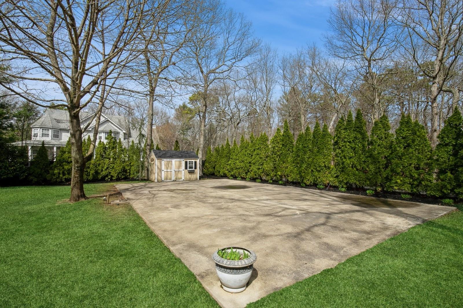 63A Robinson Avenue Ave, Medford, New York image 44