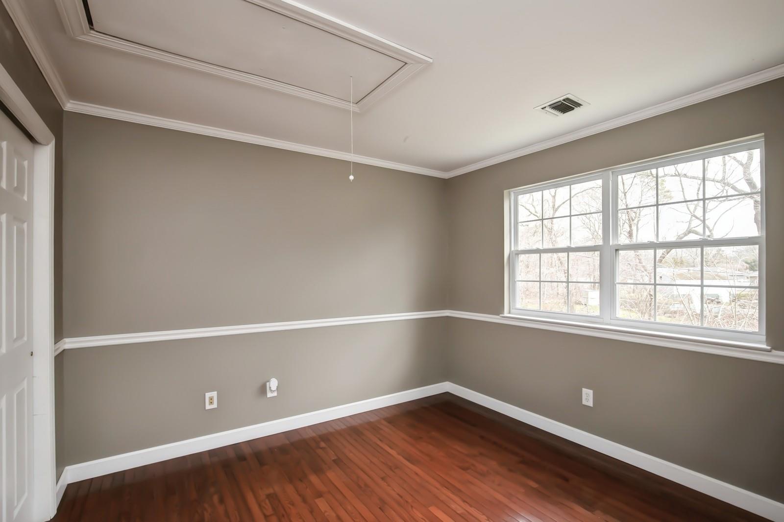 63A Robinson Avenue Ave, Medford, New York image 31