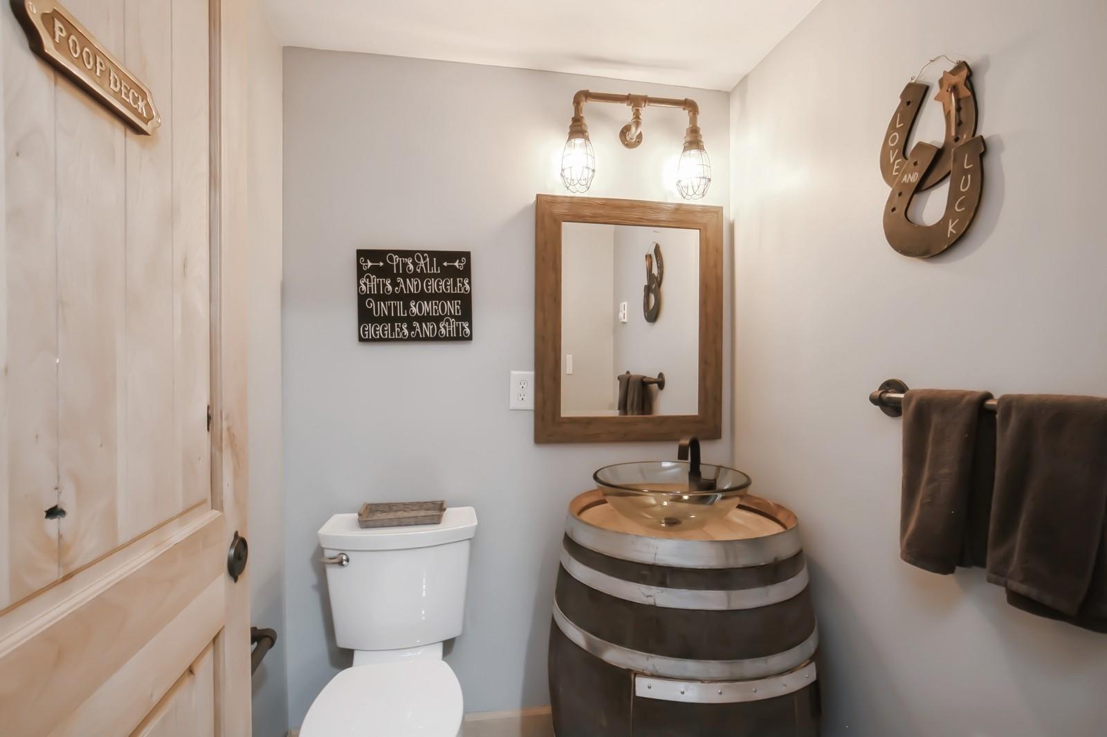 63A Robinson Avenue Ave, Medford, New York image 37