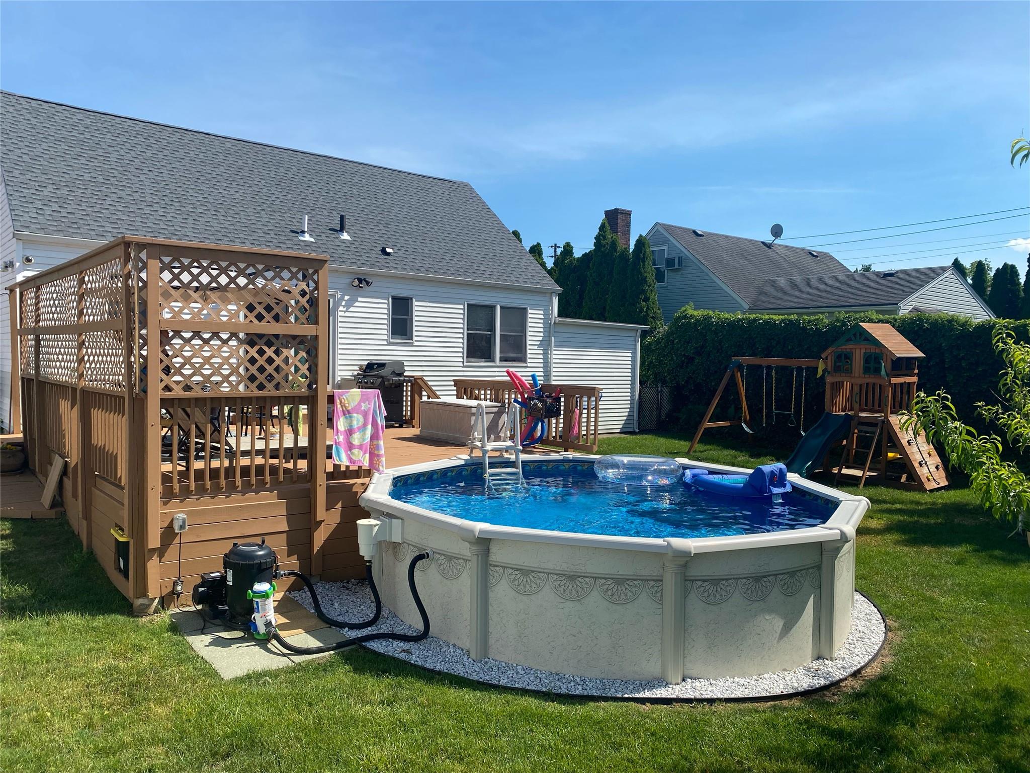 1759 Maurice Avenue, East Meadow, New York image 21