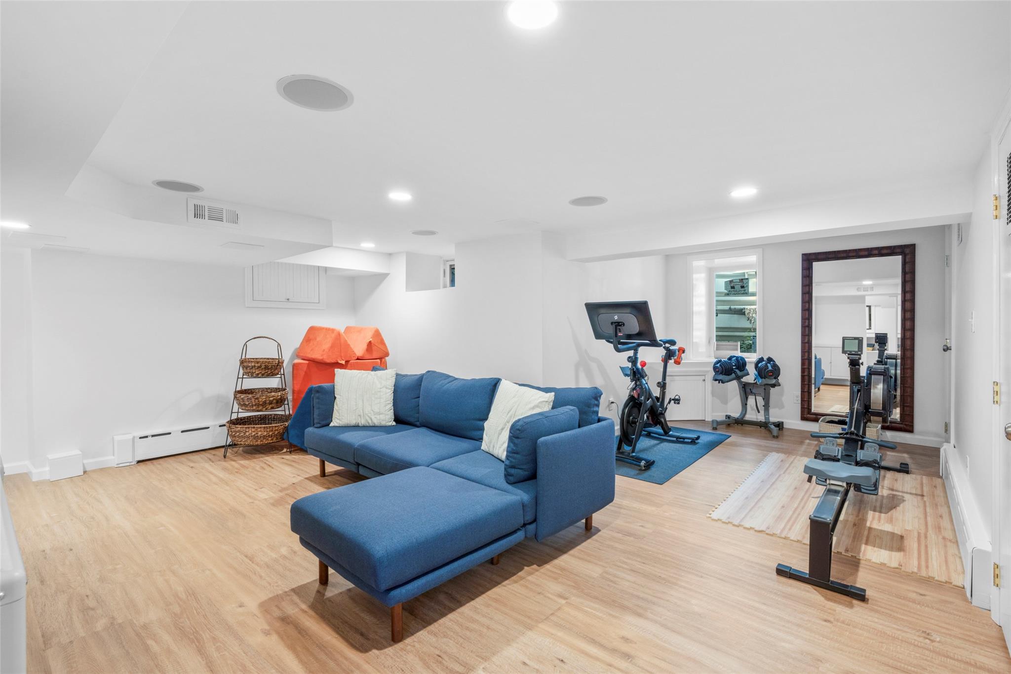 106 Reed Avenue, Pelham, New York image 31