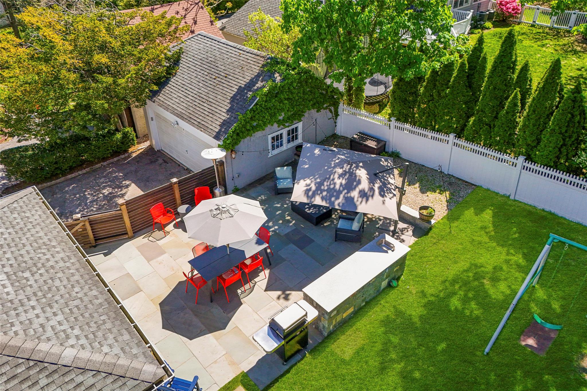106 Reed Avenue, Pelham, New York image 38