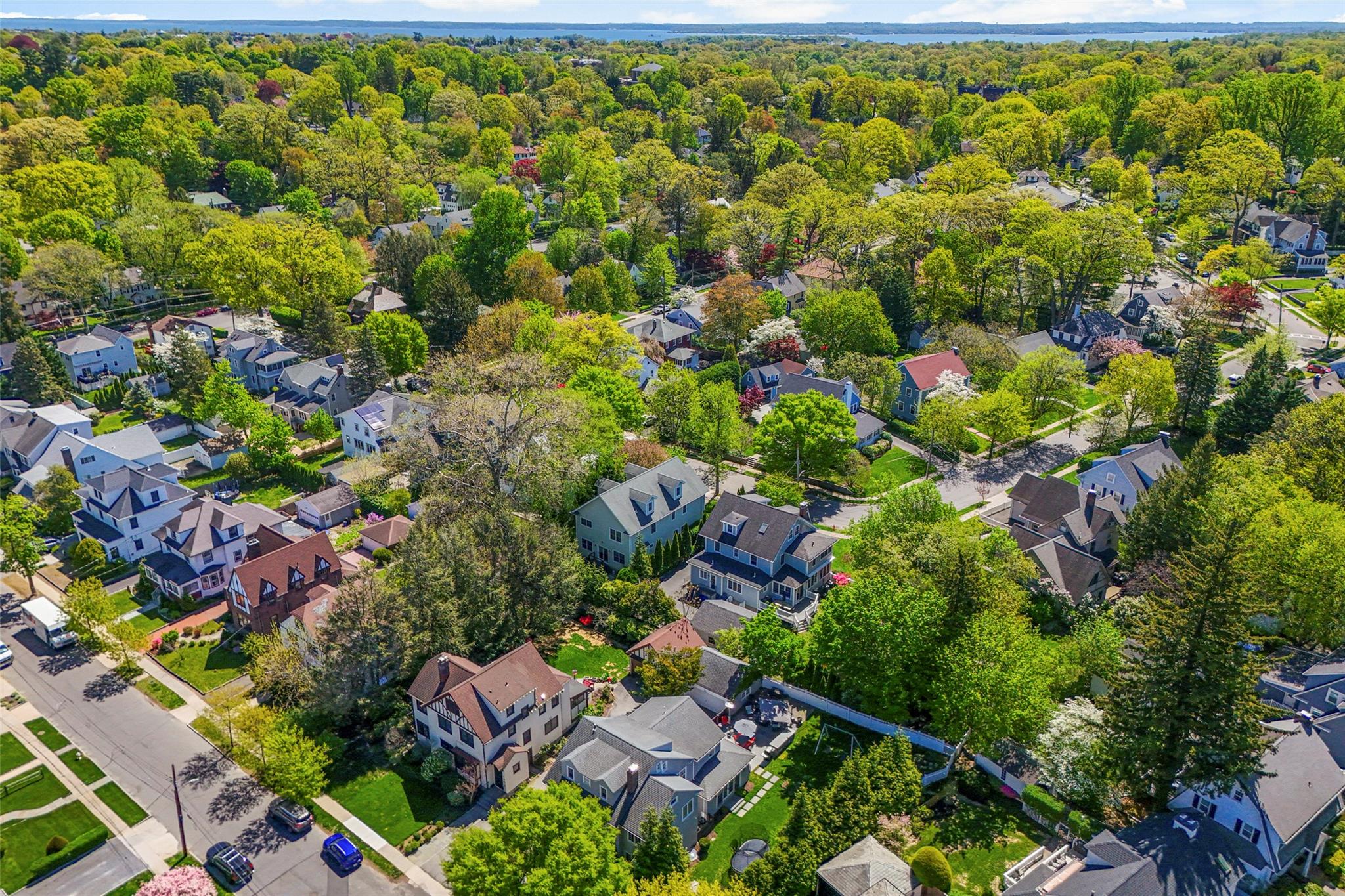 106 Reed Avenue, Pelham, New York image 47