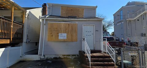 9960 164th Road Howard Beach NY 11414