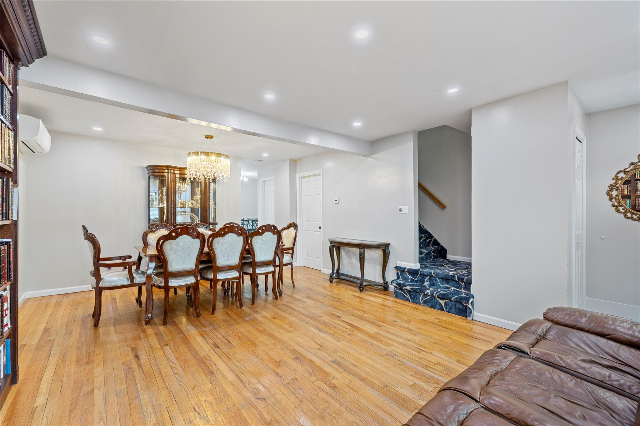 16 Gladys Drive, Spring Valley, New York image 8