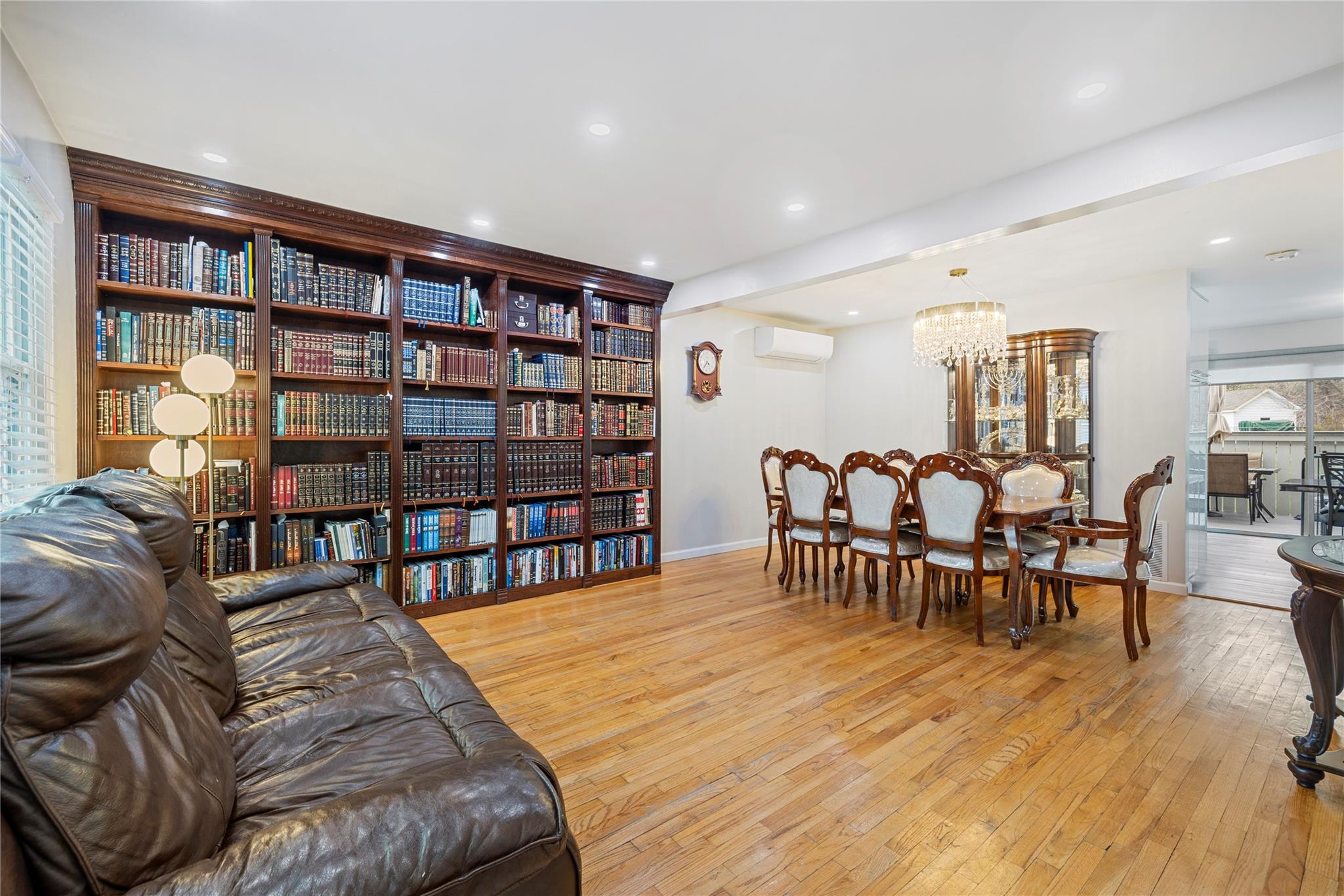16 Gladys Drive, Spring Valley, New York image 2