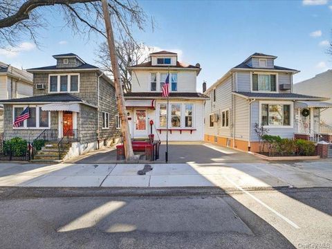 2894 Wellman Avenue Bronx NY 10461