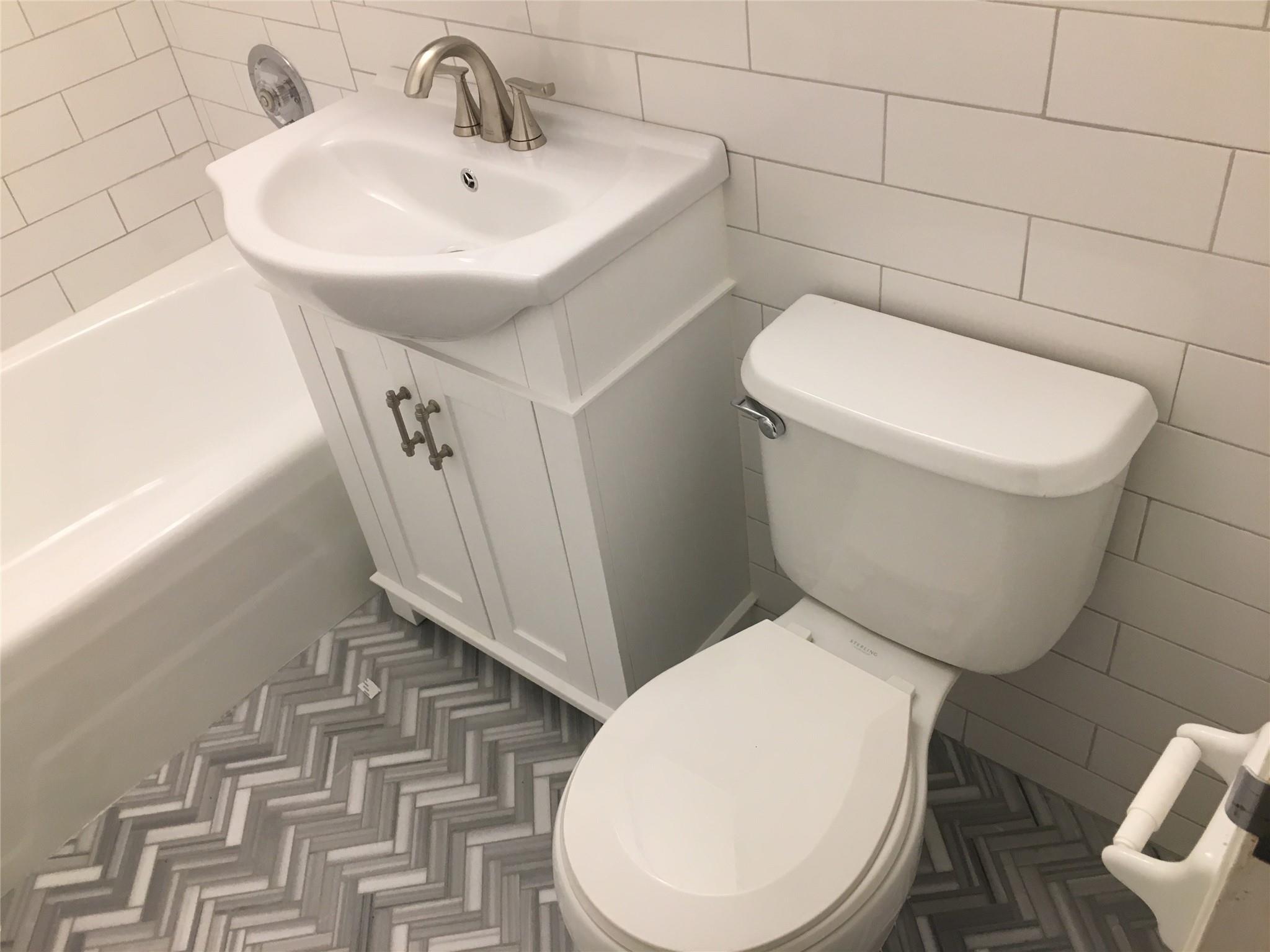 70-25 Yellow Stone Boulevard #10Z, Forest Hills, New York image 10