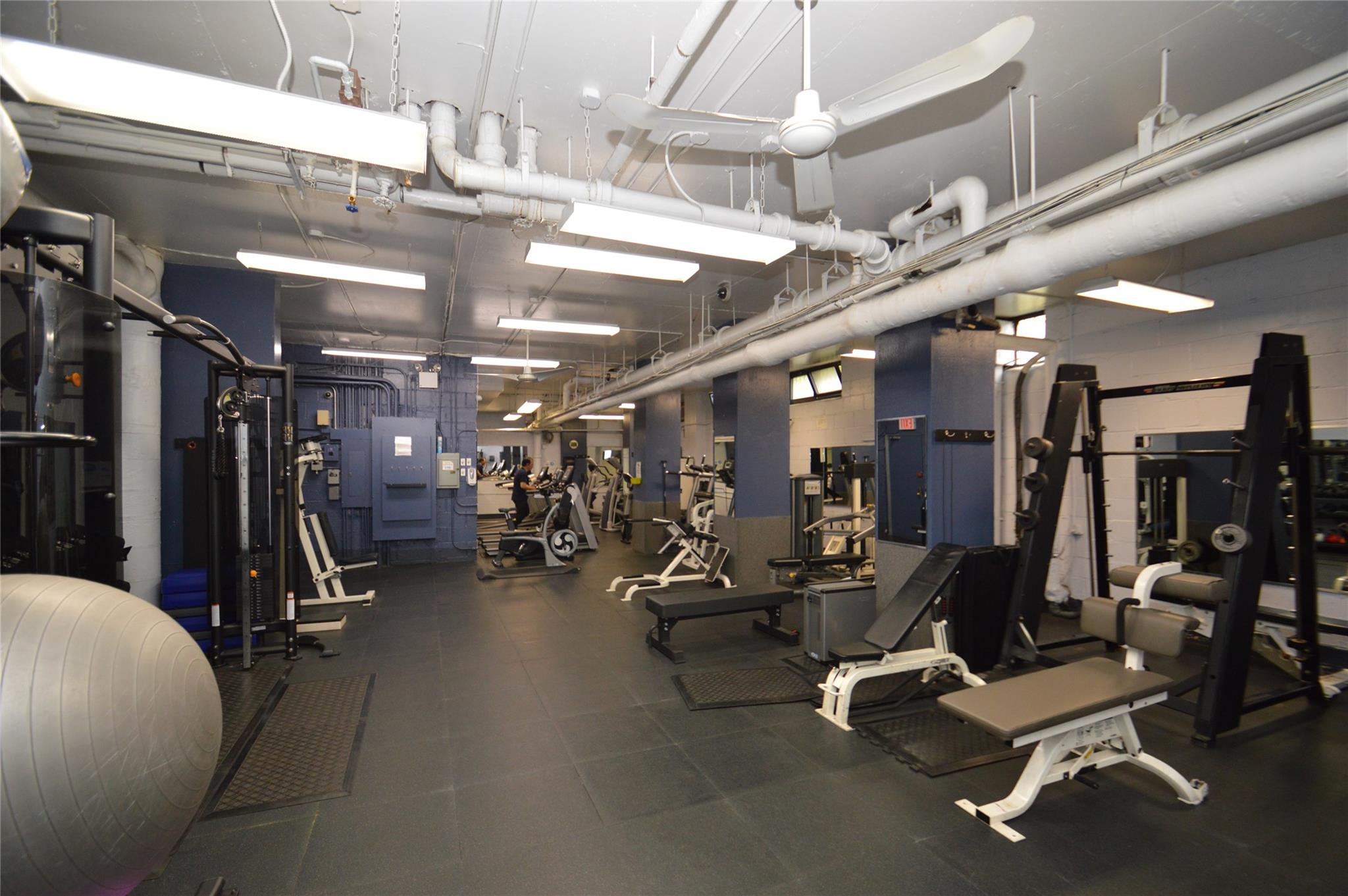 70-25 Yellow Stone Boulevard #10Z, Forest Hills, New York image 20