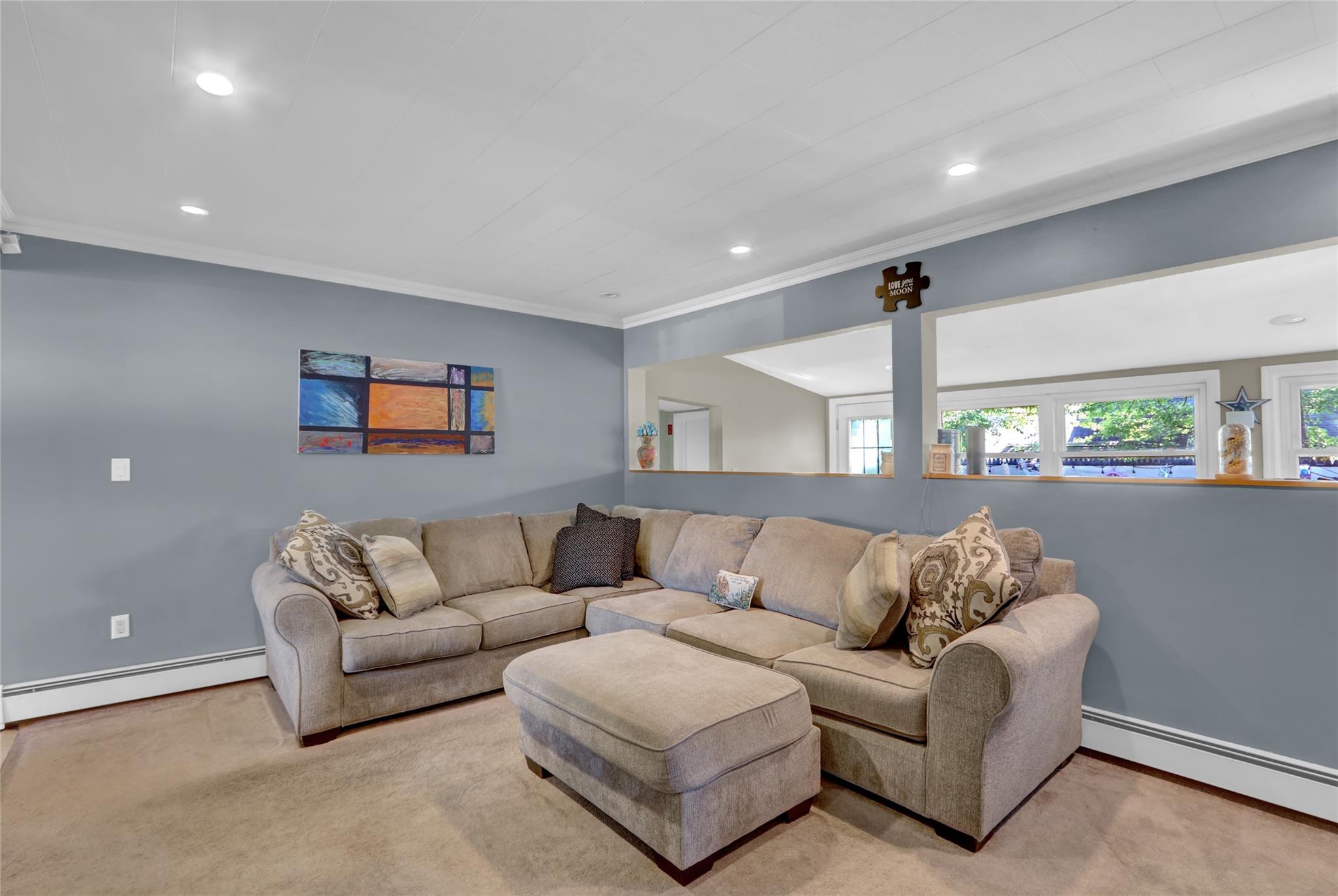 41 Woodpecker Lane, Levittown, New York image 11