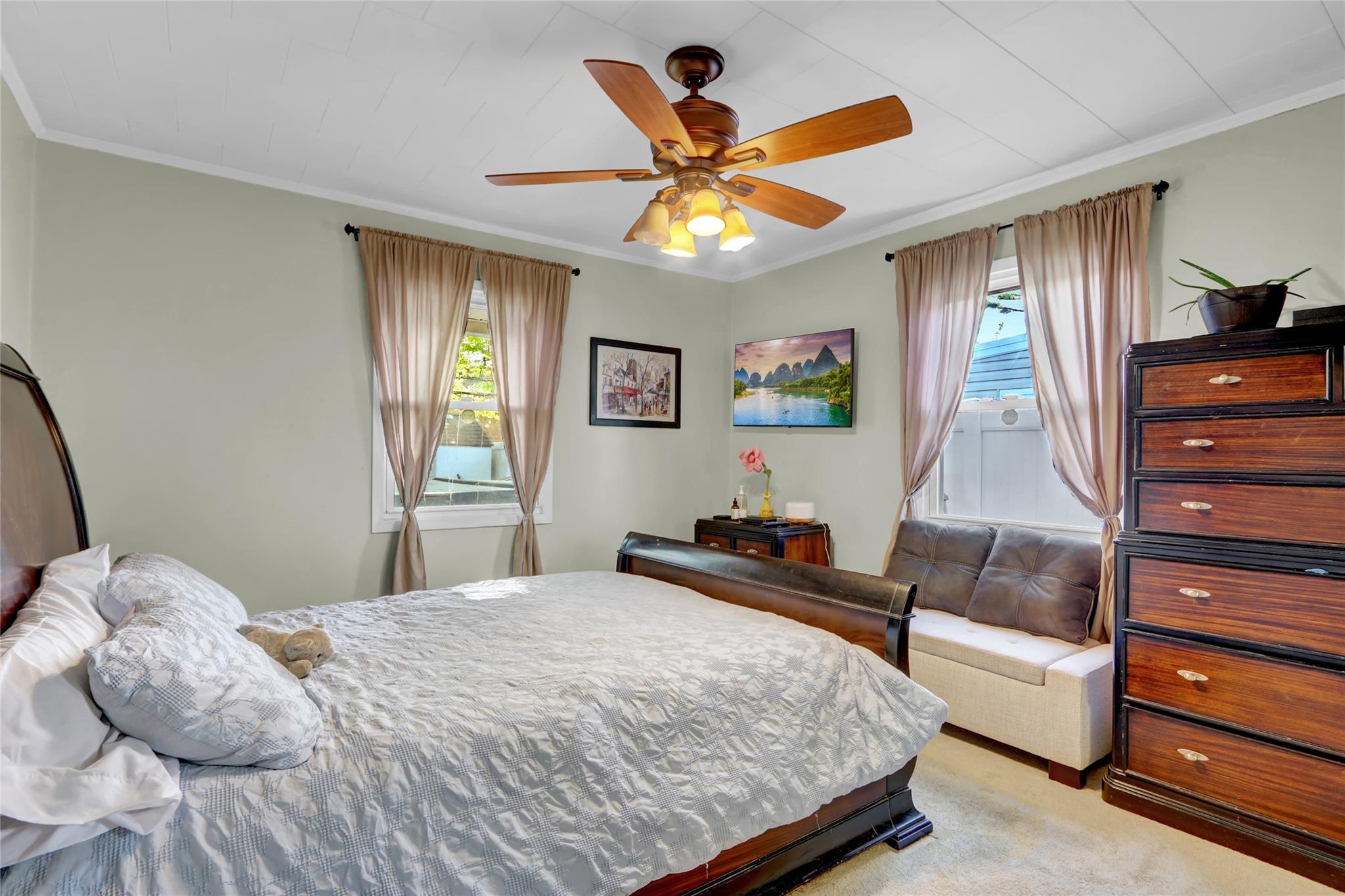 41 Woodpecker Lane, Levittown, New York image 15