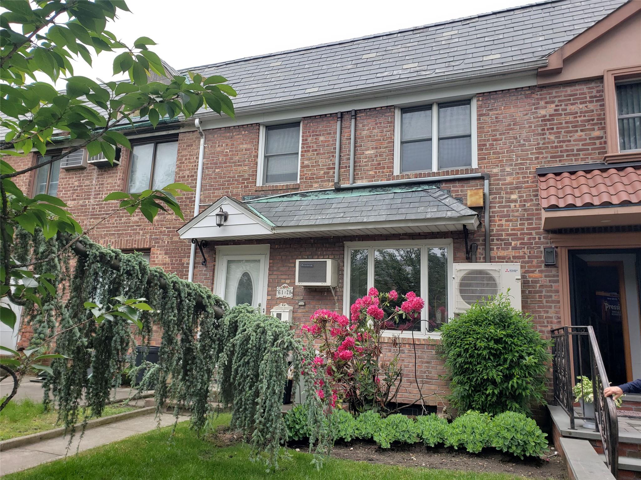 61-28 81st Street, Middle Village, New York image 2