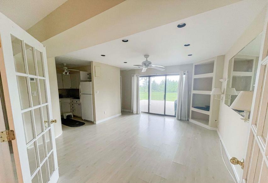 61 W Tiana Road 3