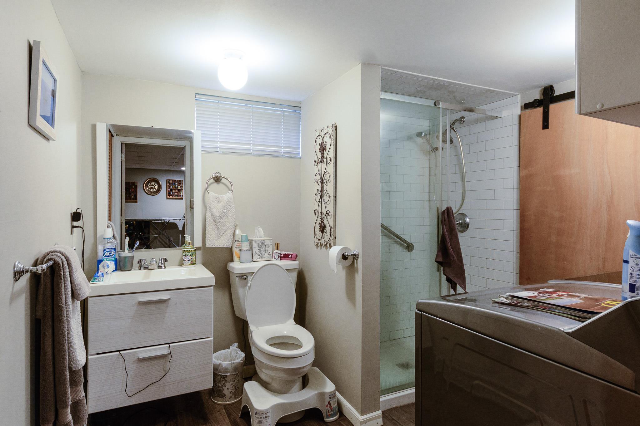 11 Crescent Street, Mastic, New York image 13