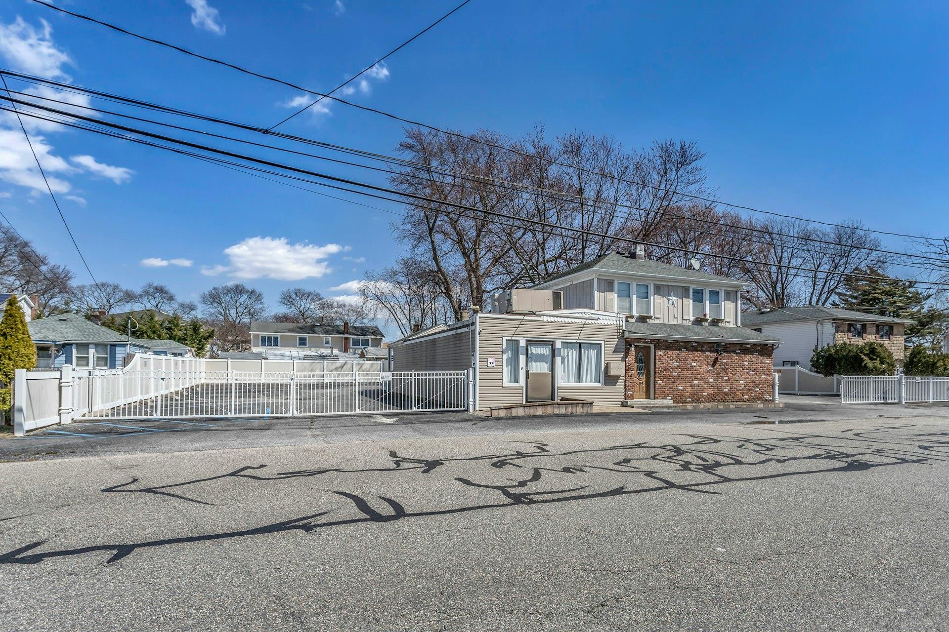 150 N Delaware Avenue