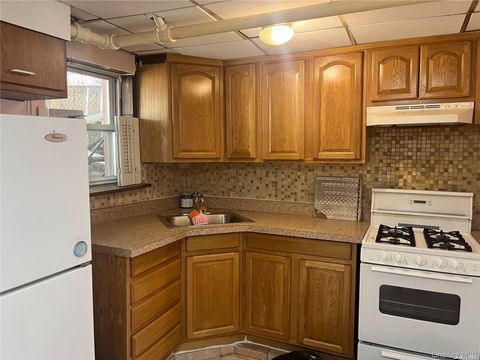 Apartment For Rent - 20-50 47th Street #1ST FL<br/> Astoria, NY 11105