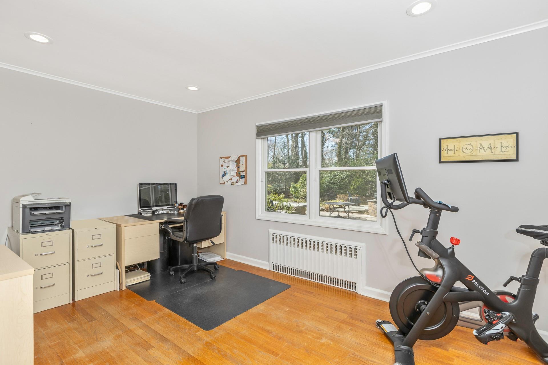 39 W Roundabout Road, Smithtown, Florida image 23