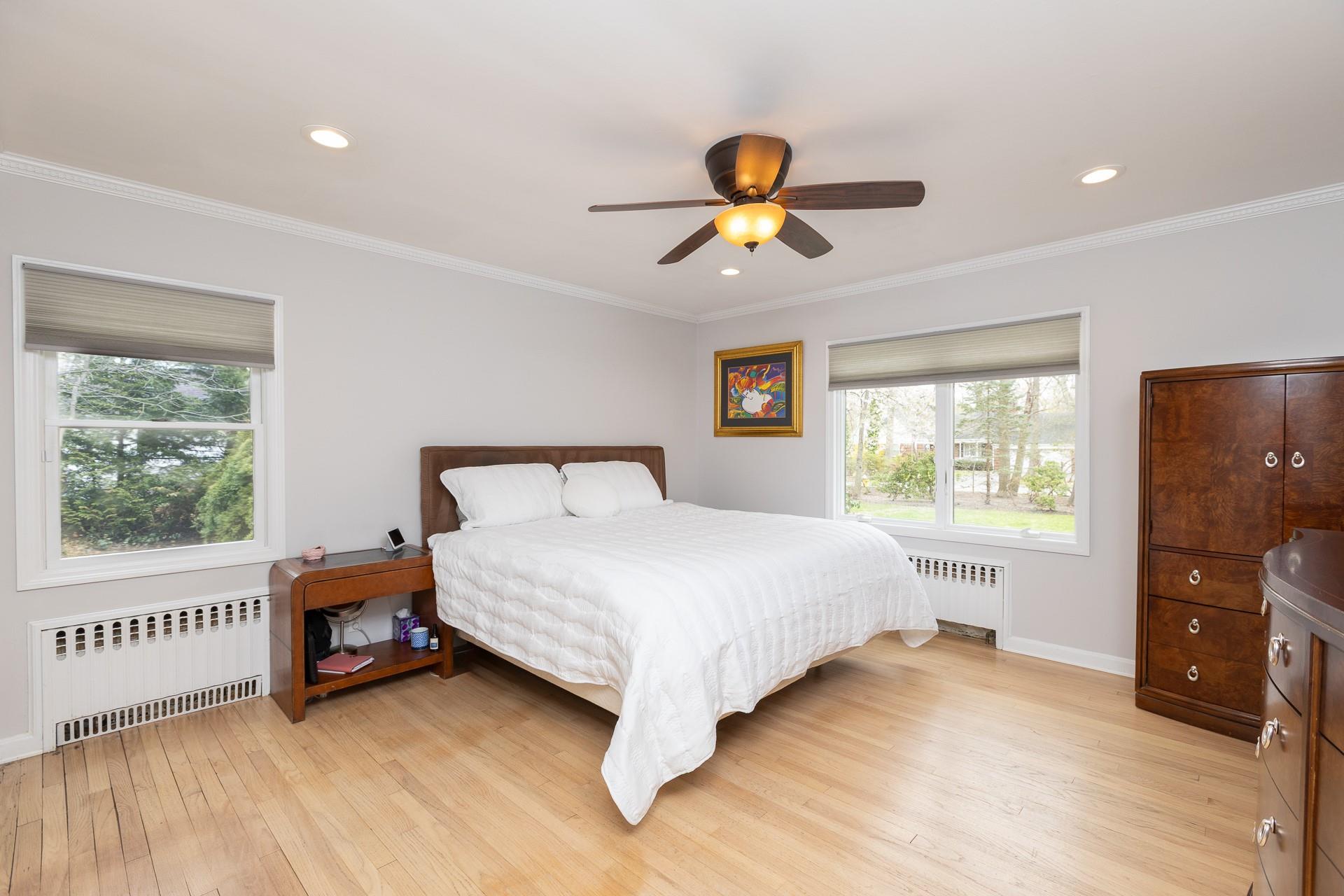 39 W Roundabout Road, Smithtown, Florida image 20