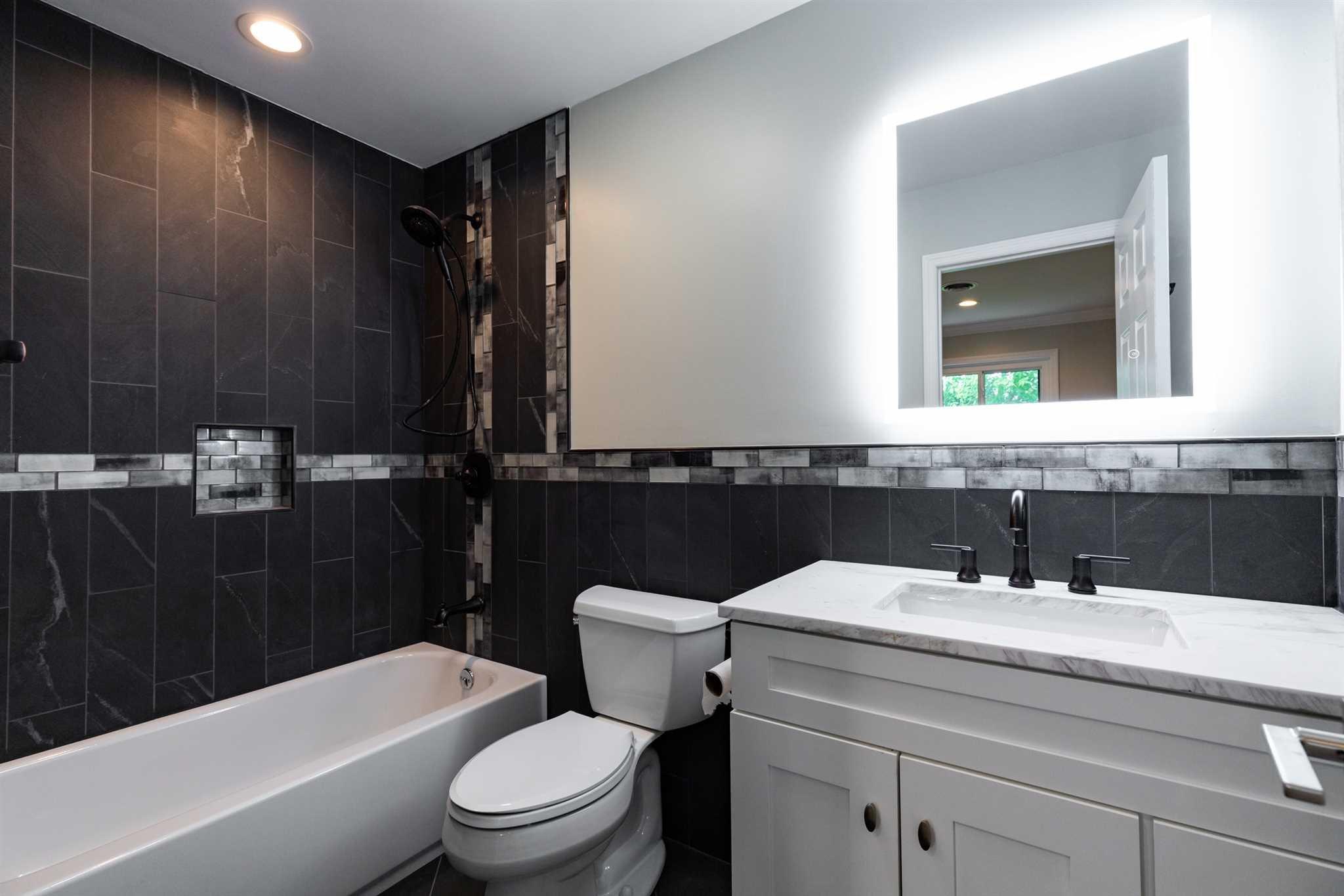 Poughkeepsie, New York 12603, United States, 2 Bedrooms Bedrooms, ,3 BathroomsBathrooms,Residential,Active,376