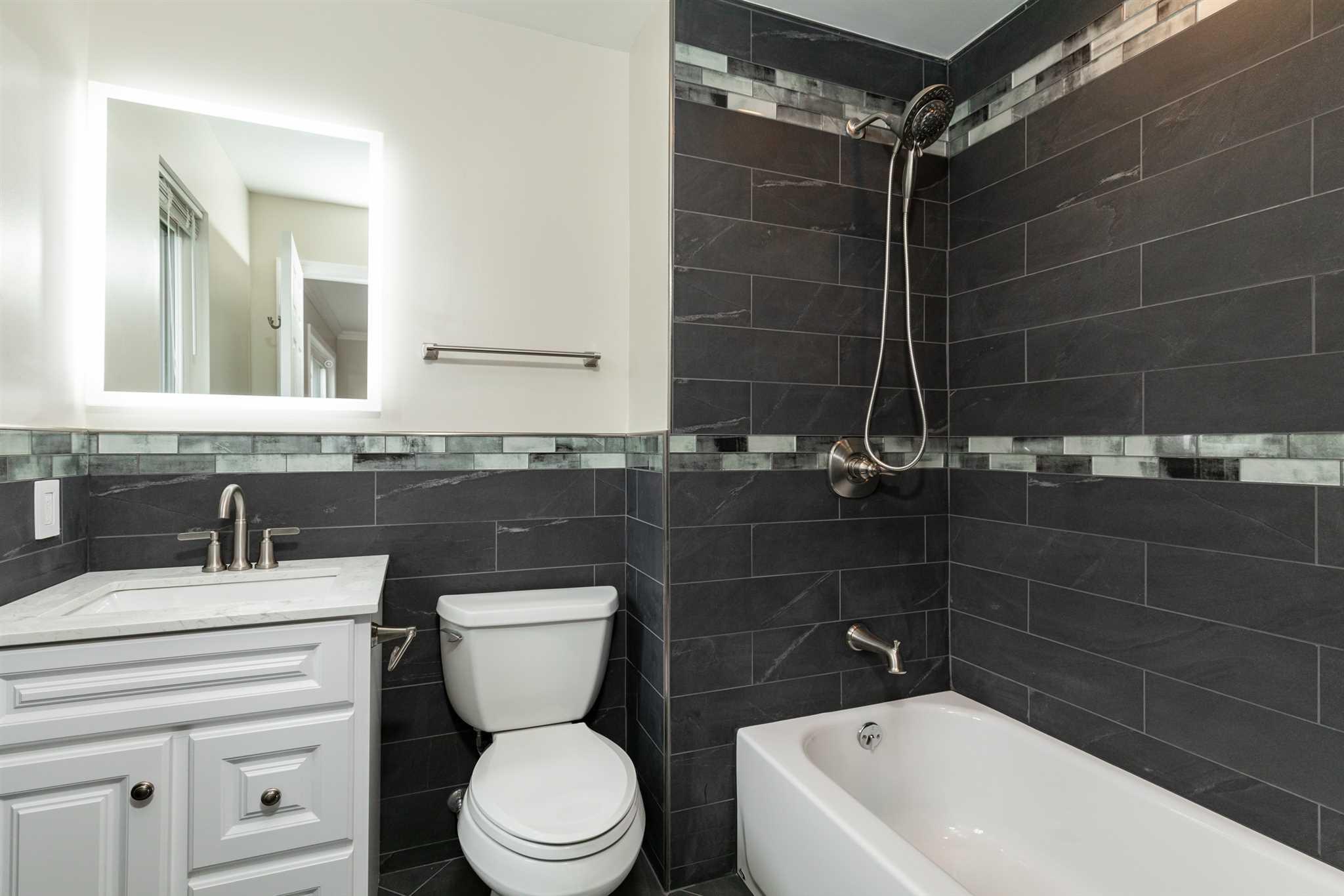 Poughkeepsie, New York 12603, United States, 2 Bedrooms Bedrooms, ,3 BathroomsBathrooms,Residential,Active,376