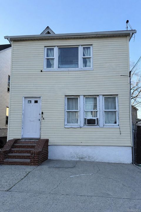 Multifamily For Sale - 16815 116th Avenue<br/> Queens County, Jamaica, NY 11434