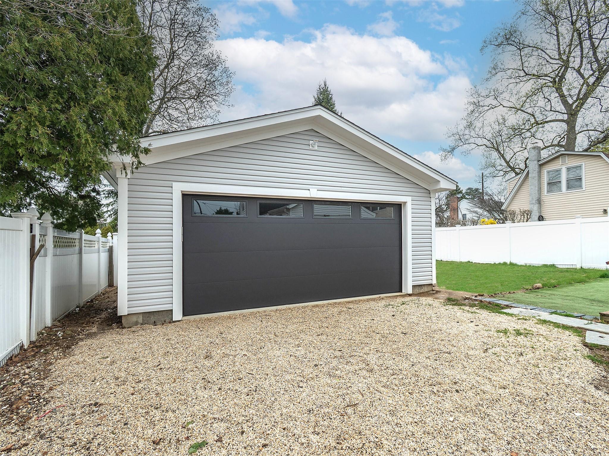 50 Sylvia Street, Glen Head, New York image 28