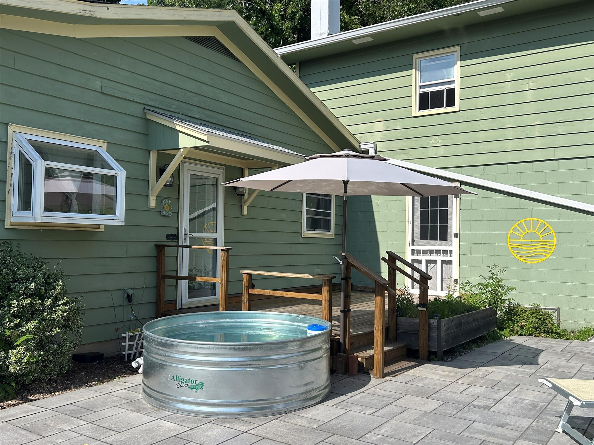 Staatsburg, New York 12580, United States, 2 Bedrooms Bedrooms, ,1 BathroomBathrooms,Residential,Active,163588