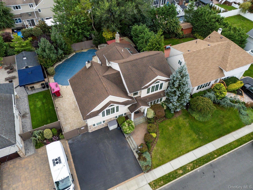 Photo of 159 Murray Drive, Oceanside, NY 11572 (MLS # 1050276)