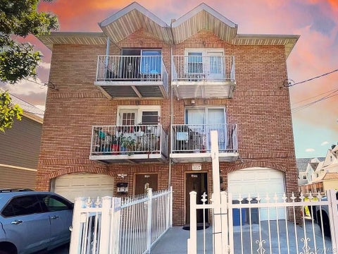 Multifamily For Sale - 10712 95th Avenue<br/> Ozone Park, NY 11416