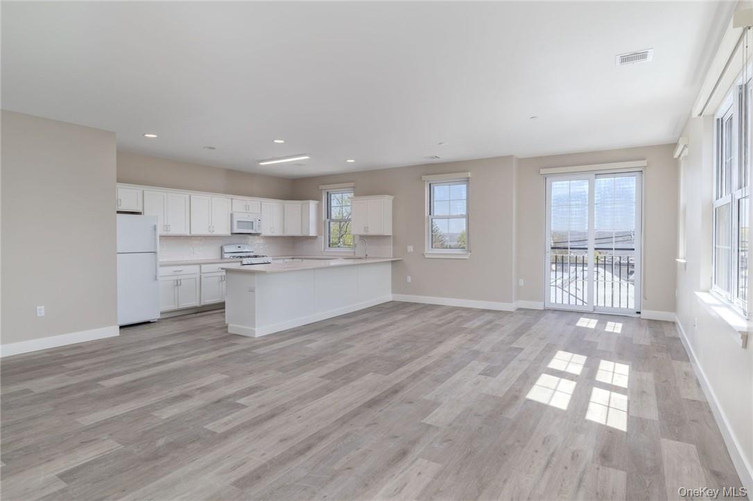 6 N Midland Avenue 101
