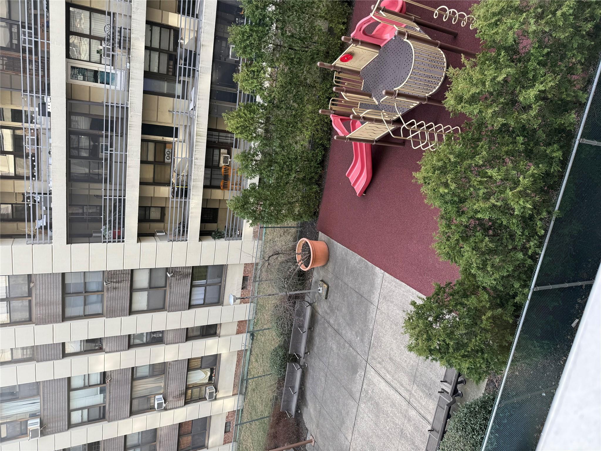 98-10 64th Ave Ave #4D, Rego Park, New York image 18