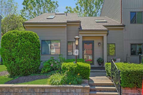 Condo For Sale - 4 Steven Drive #1<br/> Ossining, NY 10562
