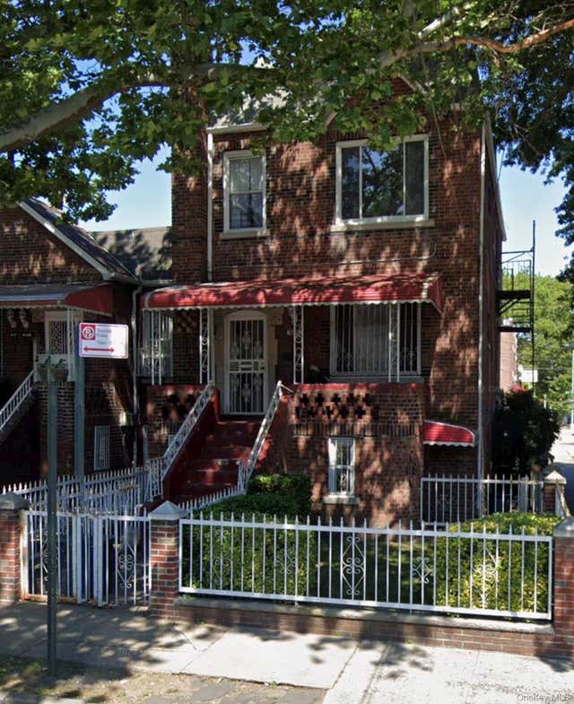 607 E 53rd Street