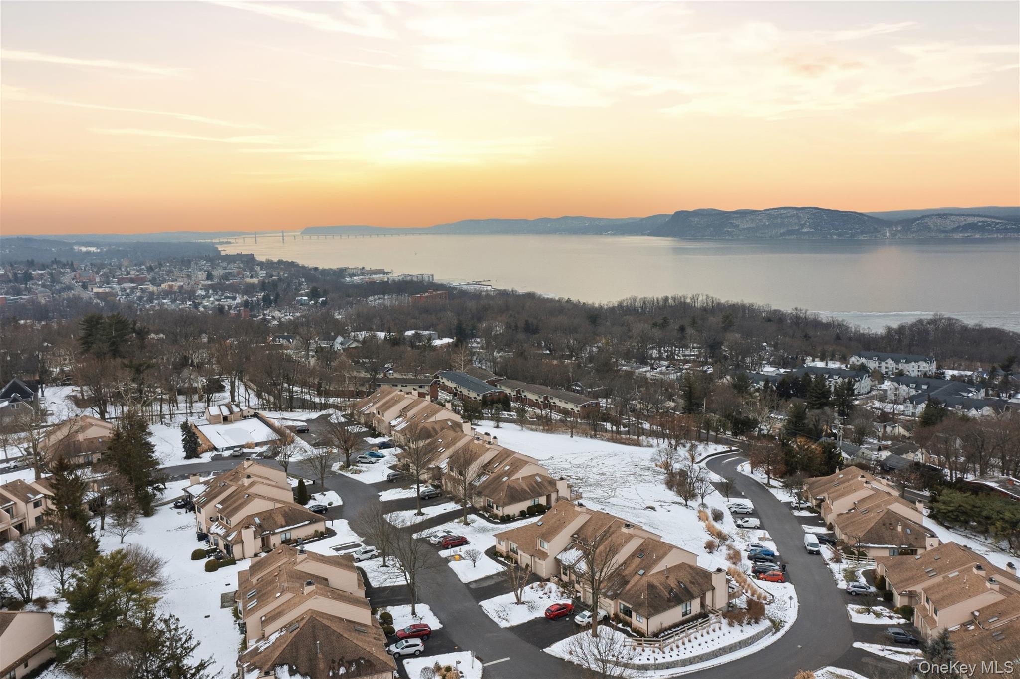 8 Hudson Watch Drive