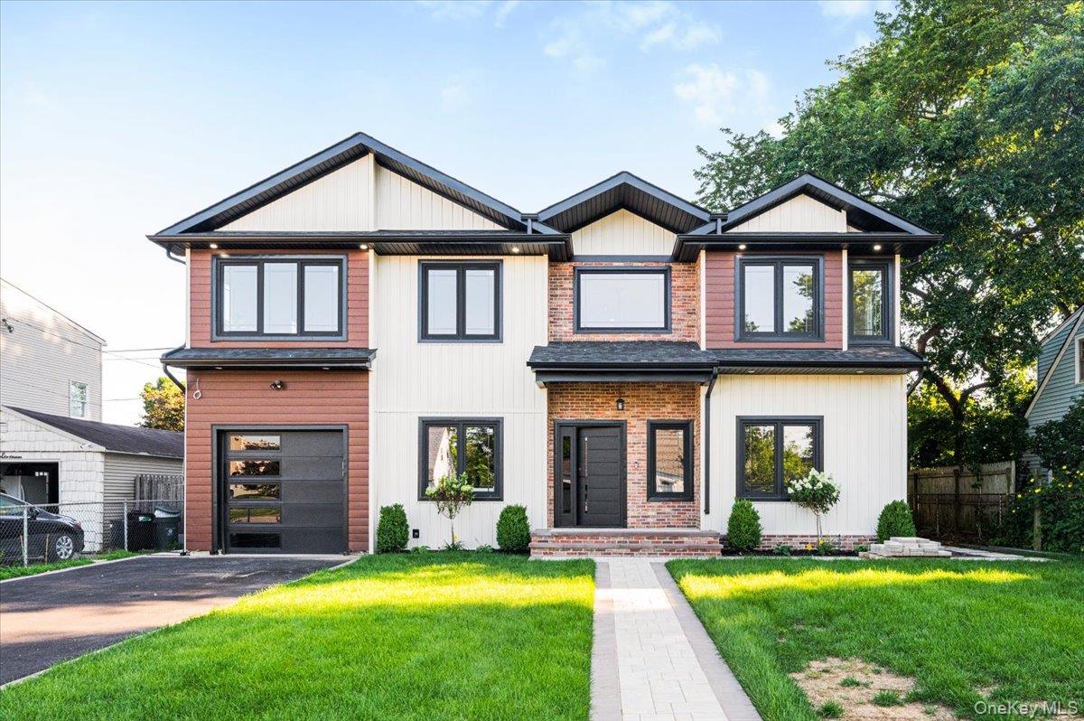 112 Old Oak Lane