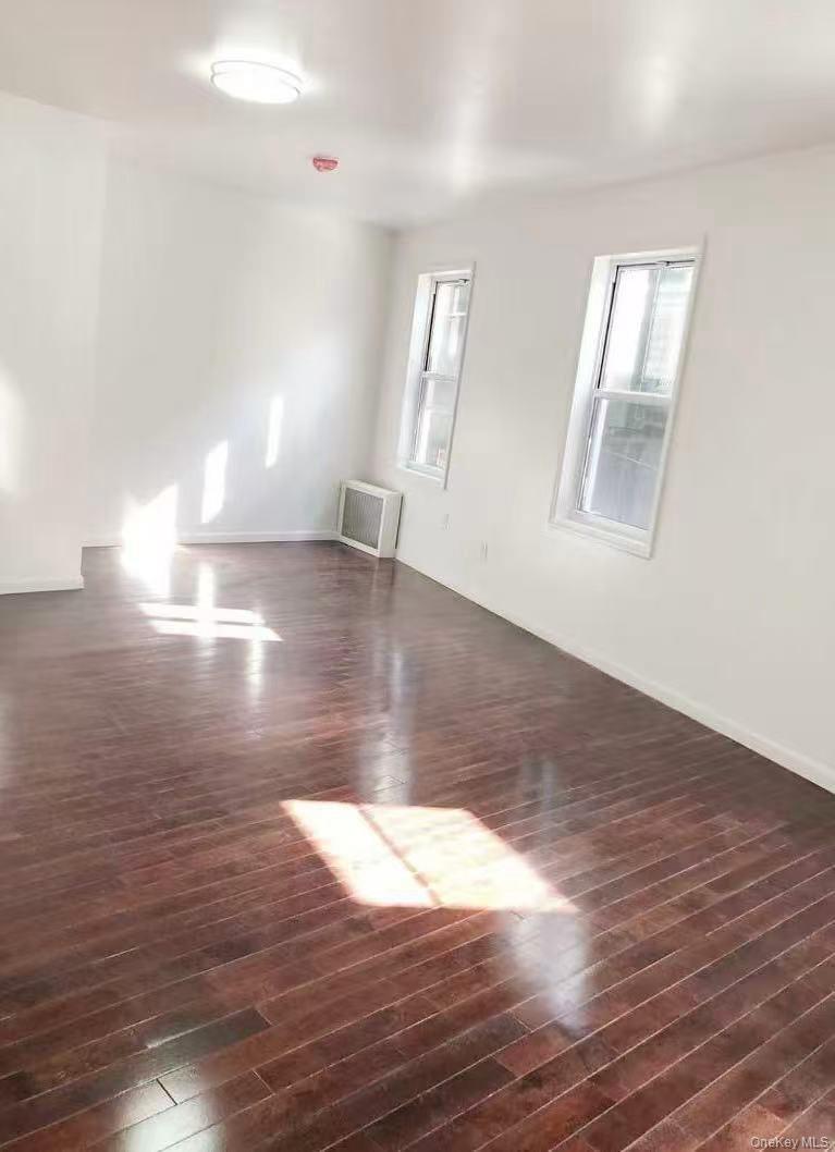 102-03 Jamaica Avenue